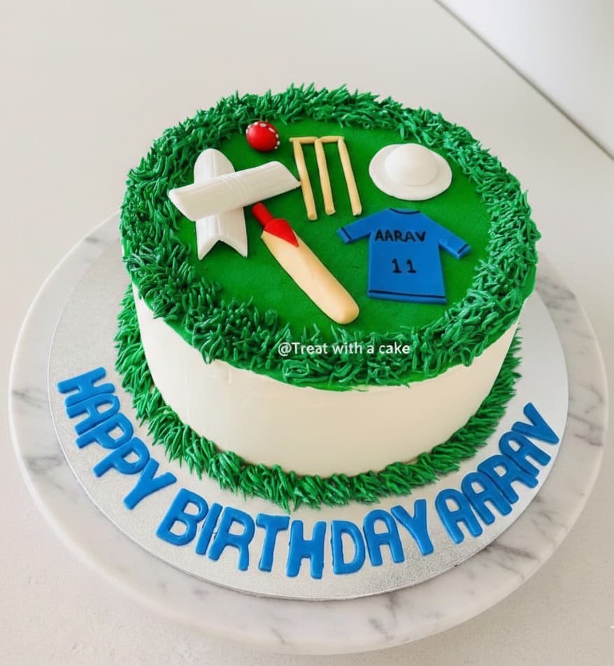 Cricket Theme Cake
